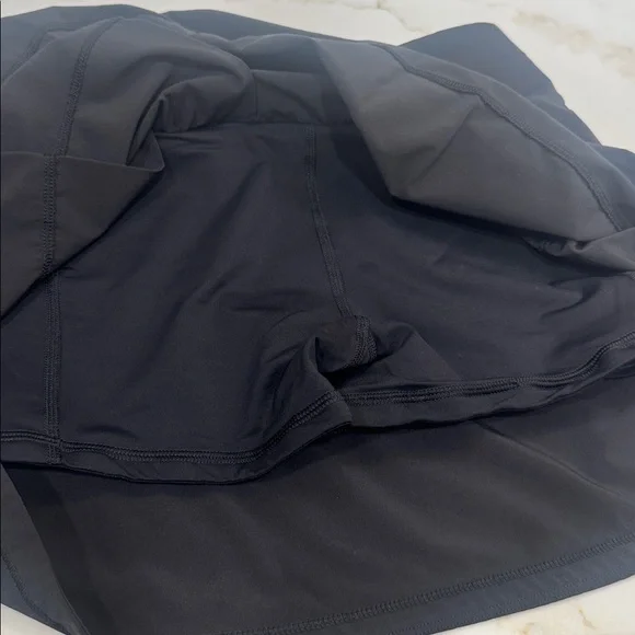 Lululemon Pace Revival Mid-Rise Skirt - size 6 black, like new! Worn once - Picture 8 of 10